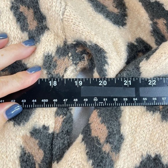 NWT PINK Victorias Secret Womens S V-Neck Crop Animal Print Long Sleeve Sweater - Picture 8 of 12